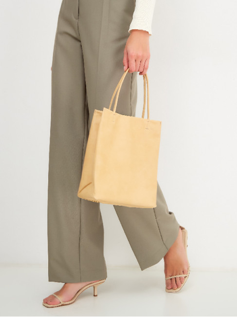 PACKAGE M CROSSBODY